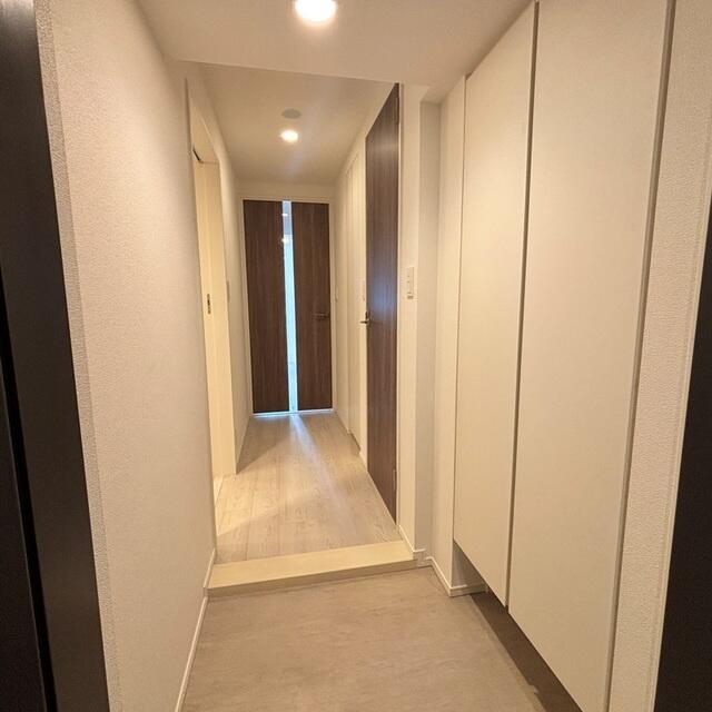 238000