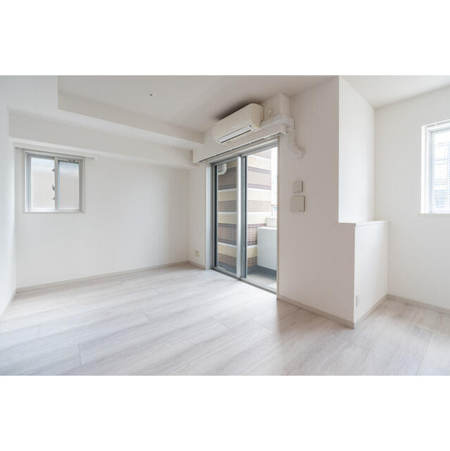 275000