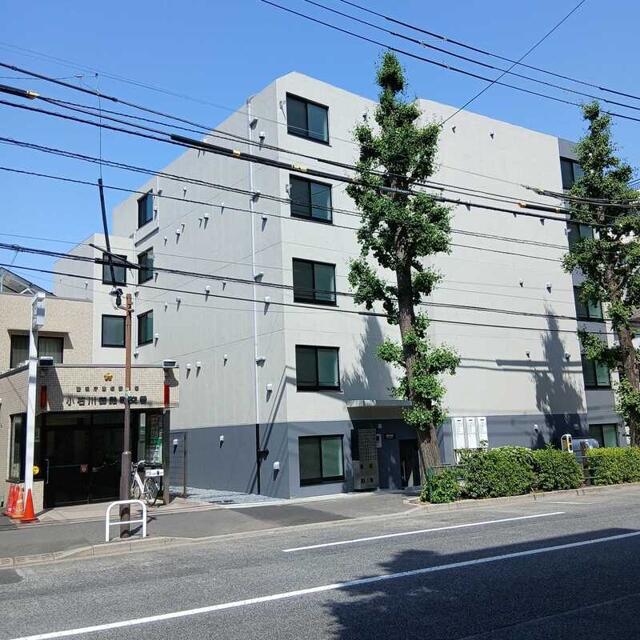 276000