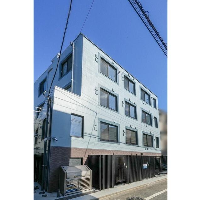 245000