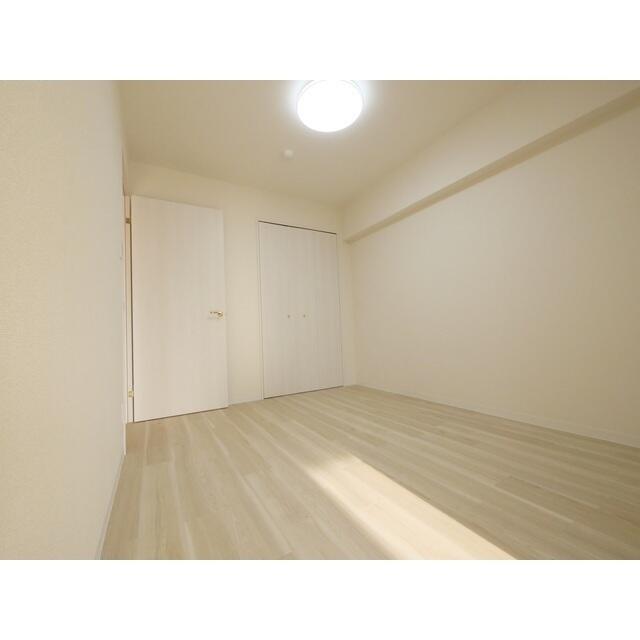 209000