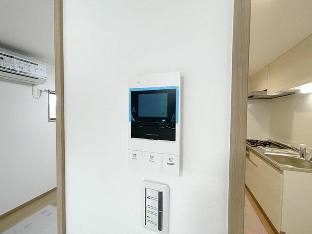 148000
