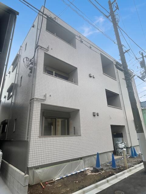 223000