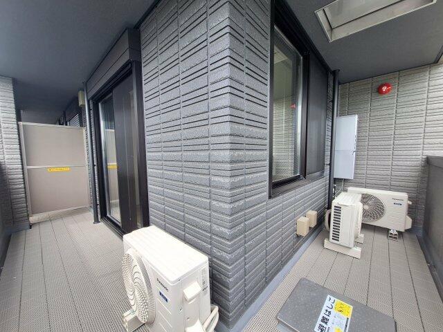 220000
