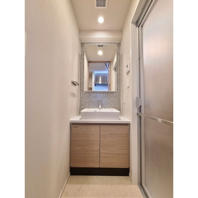 150000